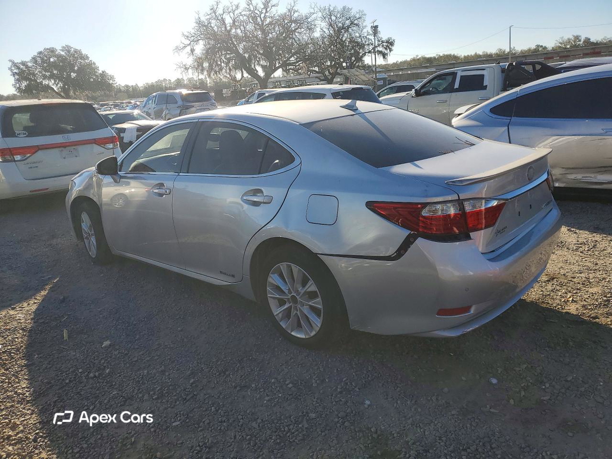 Lexus ES 2013