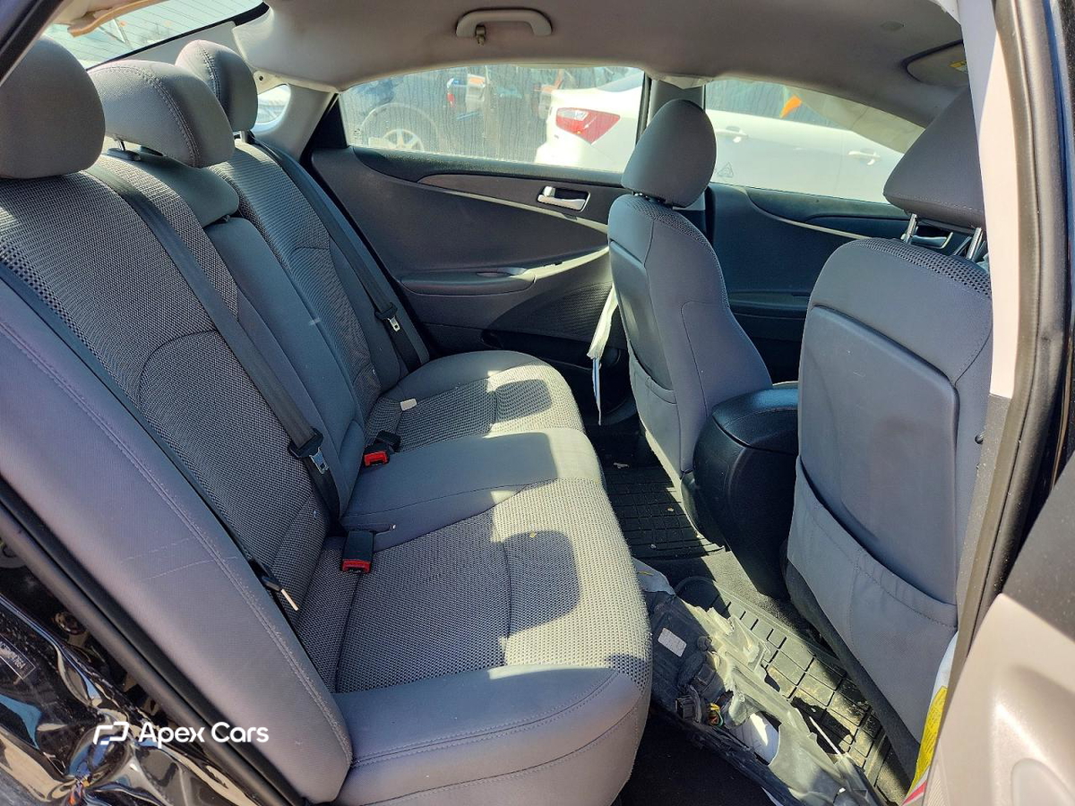 Hyundai Sonata 2011