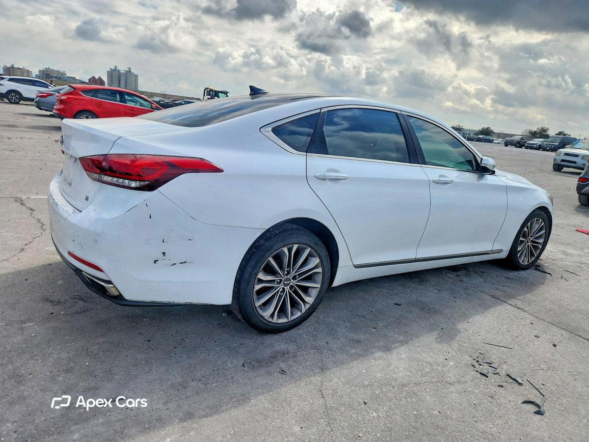 Hyundai Genesis 2015