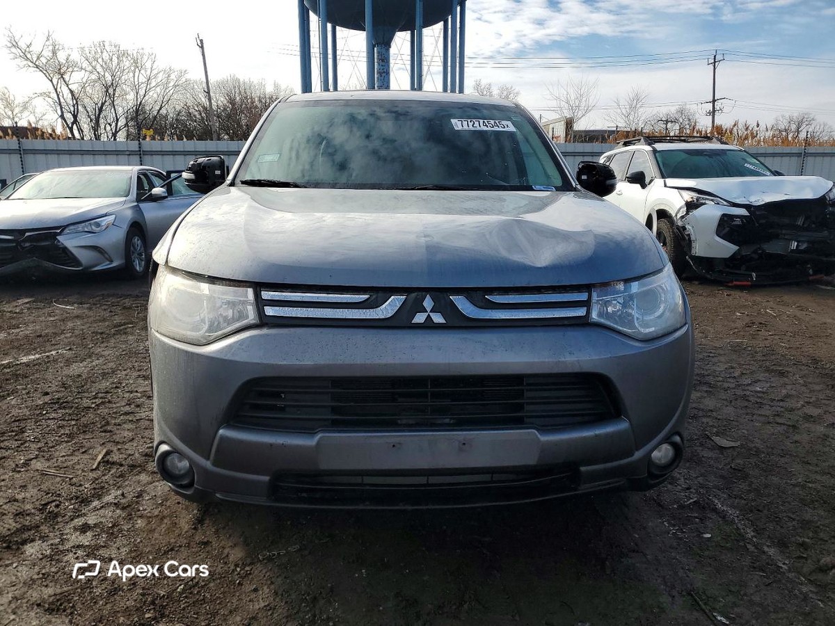 Mitsubishi Outlander 2014