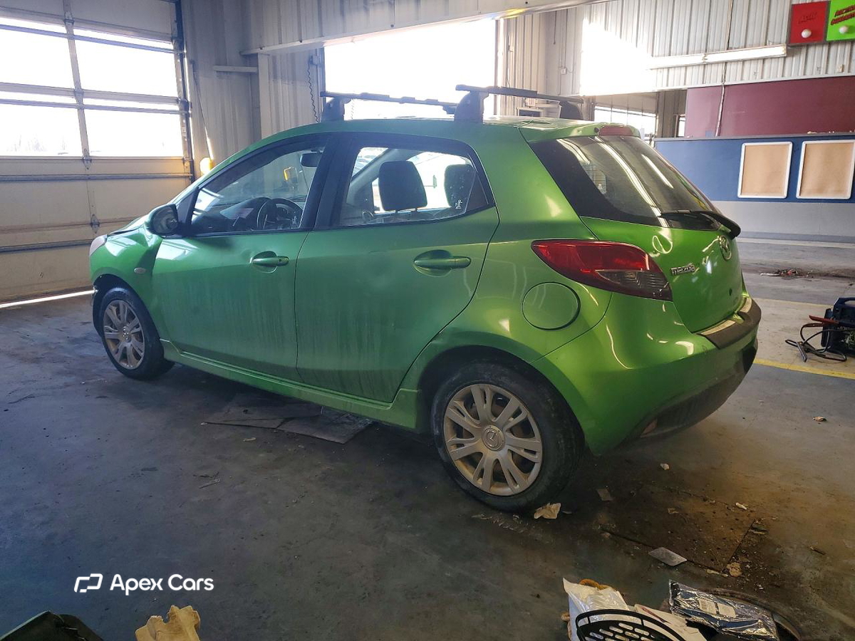 Mazda 2 2012