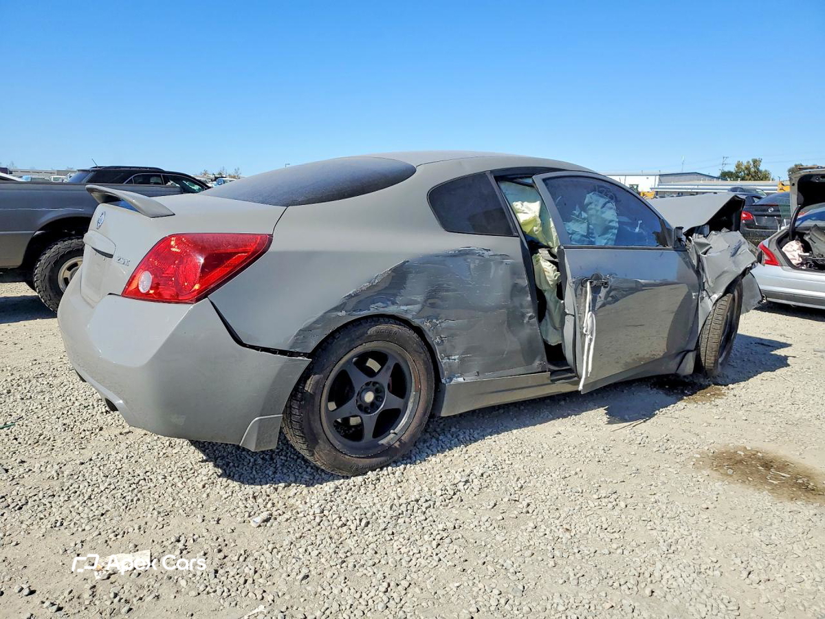 Nissan Altima 2012