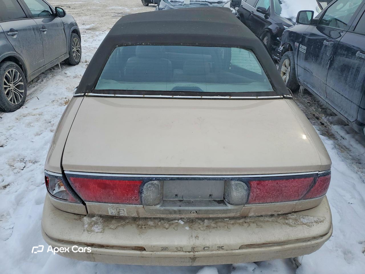 Buick LeSabre 1999