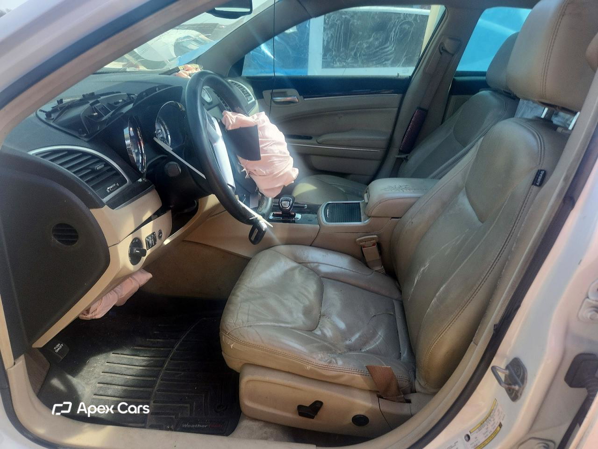 Chrysler 300 2014