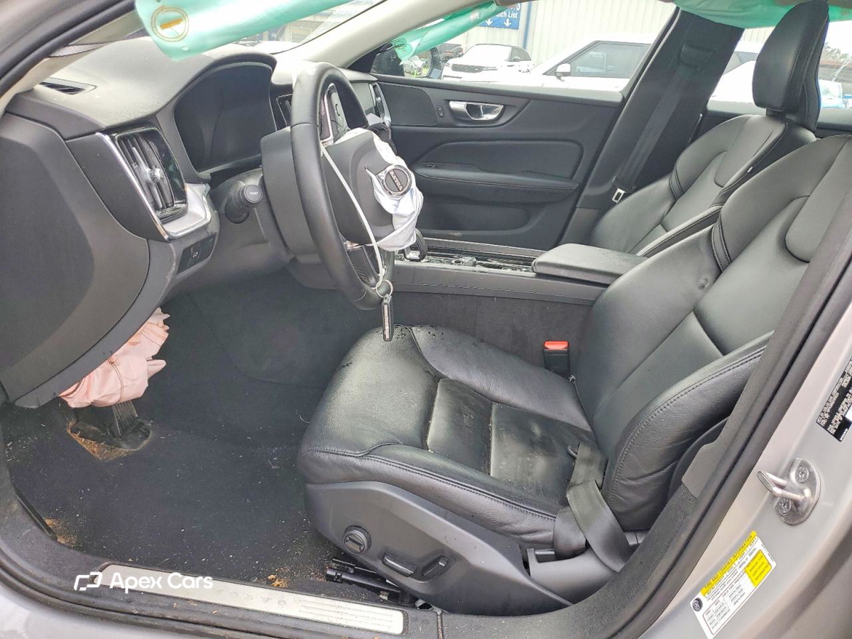 Volvo S60 2024