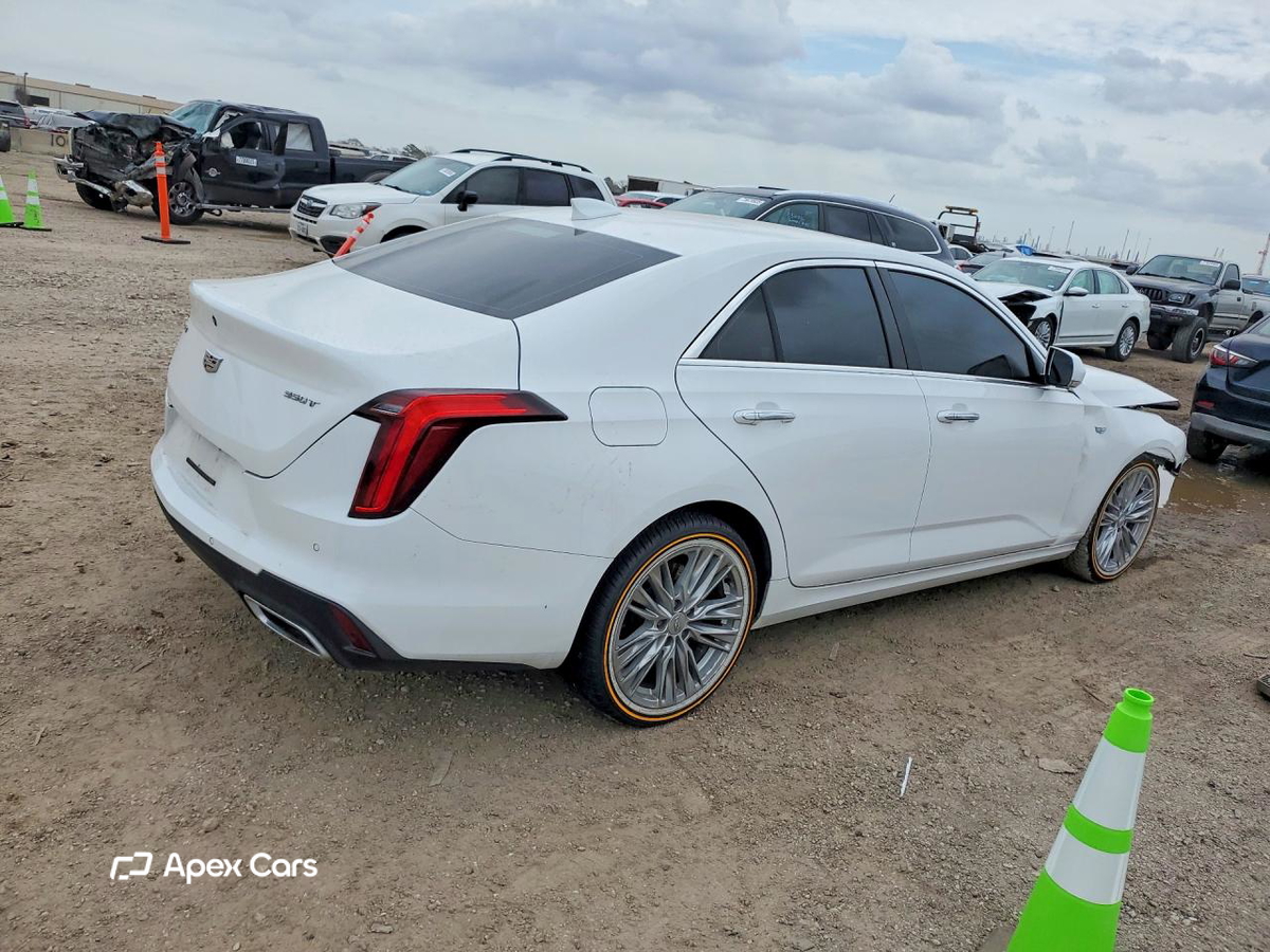 Cadillac CT4 2023