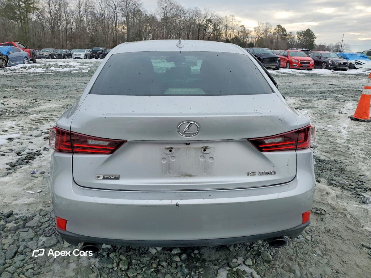 Lexus IS 2015