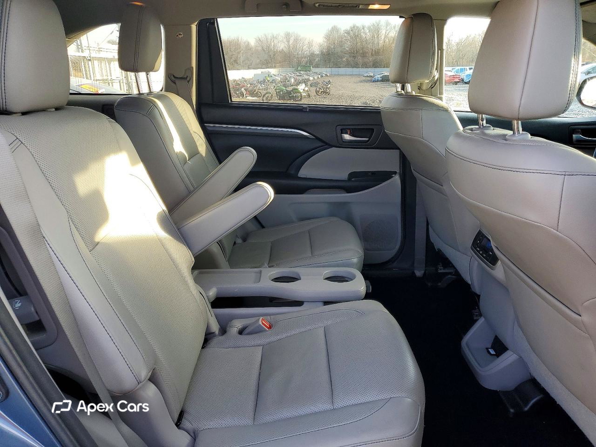 Toyota Highlander 2017