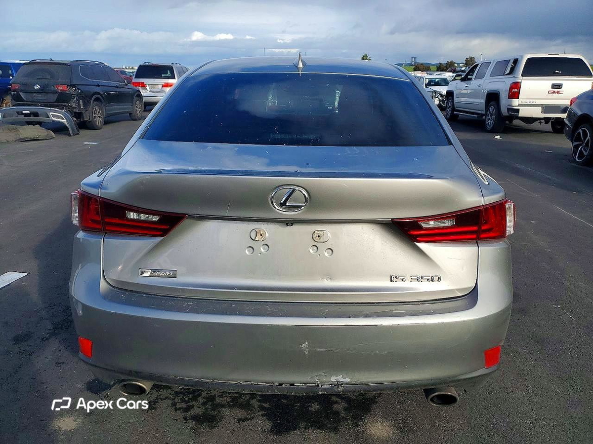 Lexus IS 2016