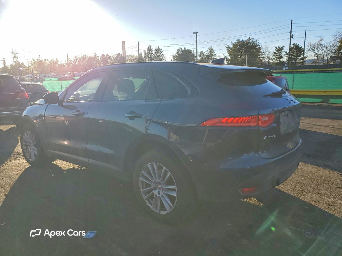 Jaguar F-Pace 2017