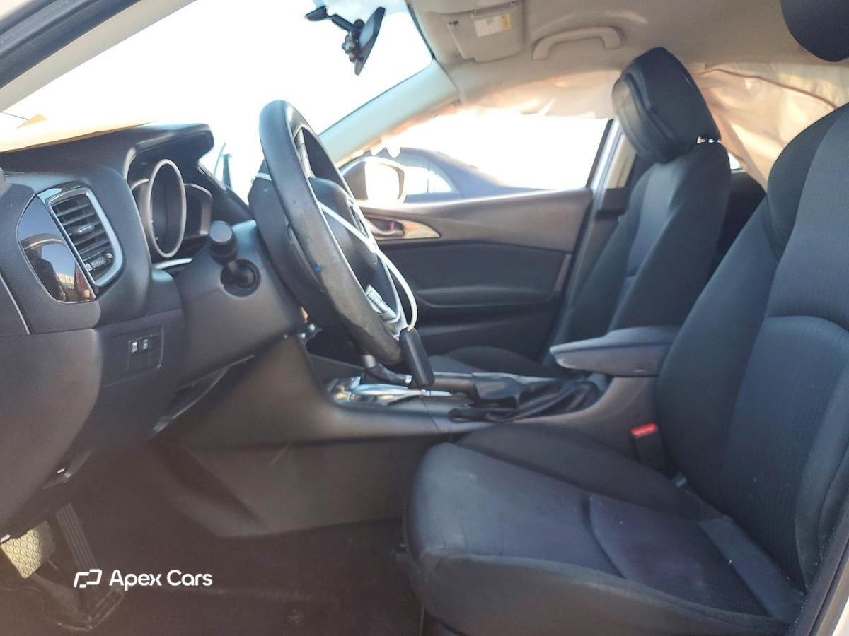 Mazda 3 2015