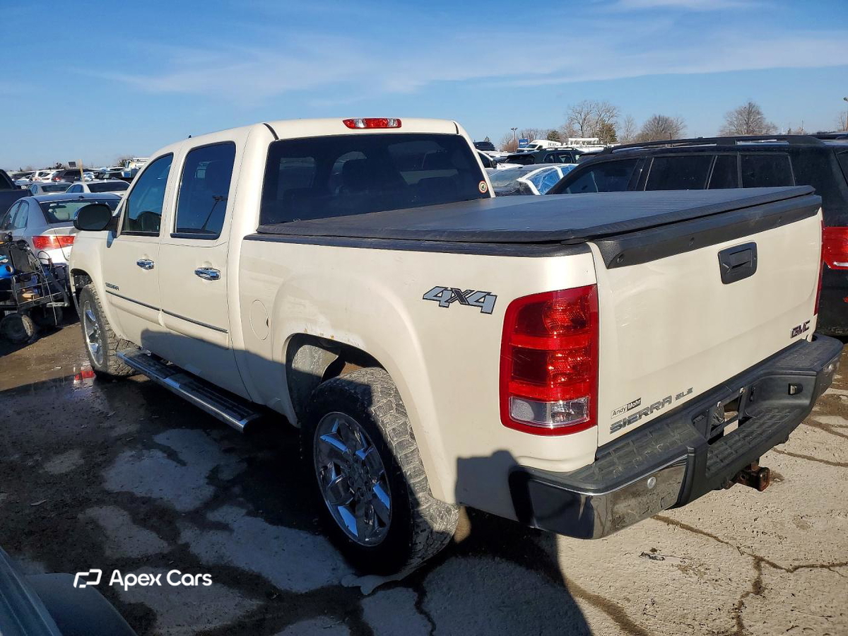 GMC Sierra 2013