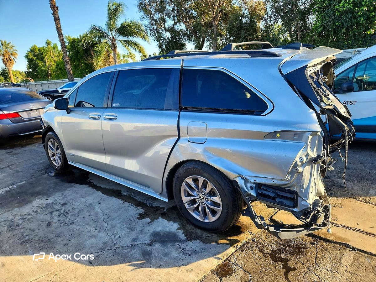 Toyota Sienna 2021