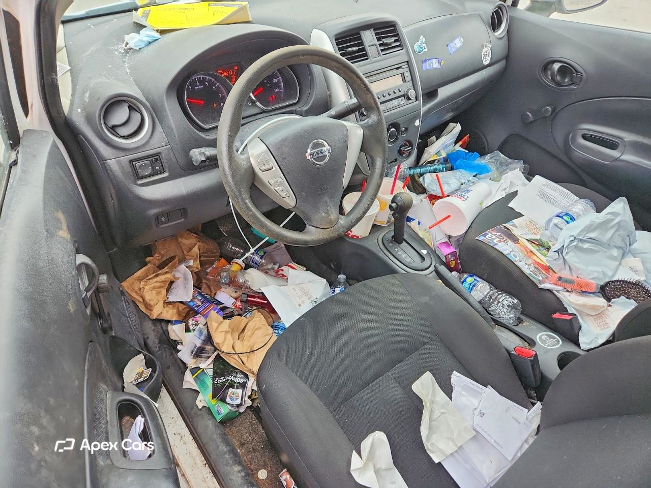Nissan Versa 2015