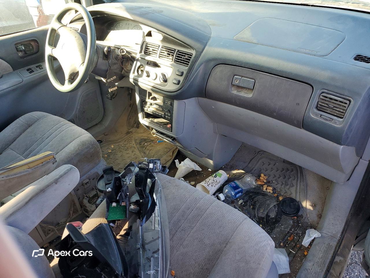 Toyota Sienna 1998