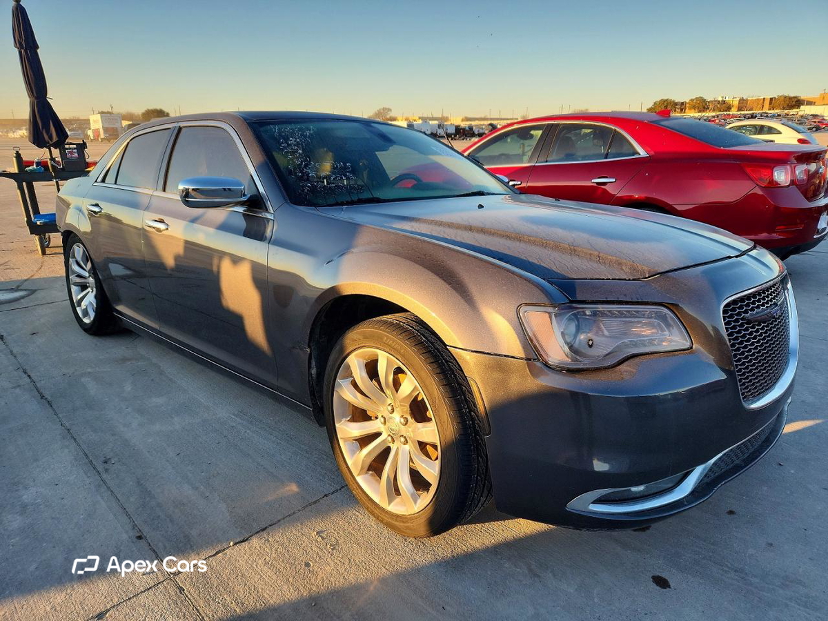 Chrysler 300 2019
