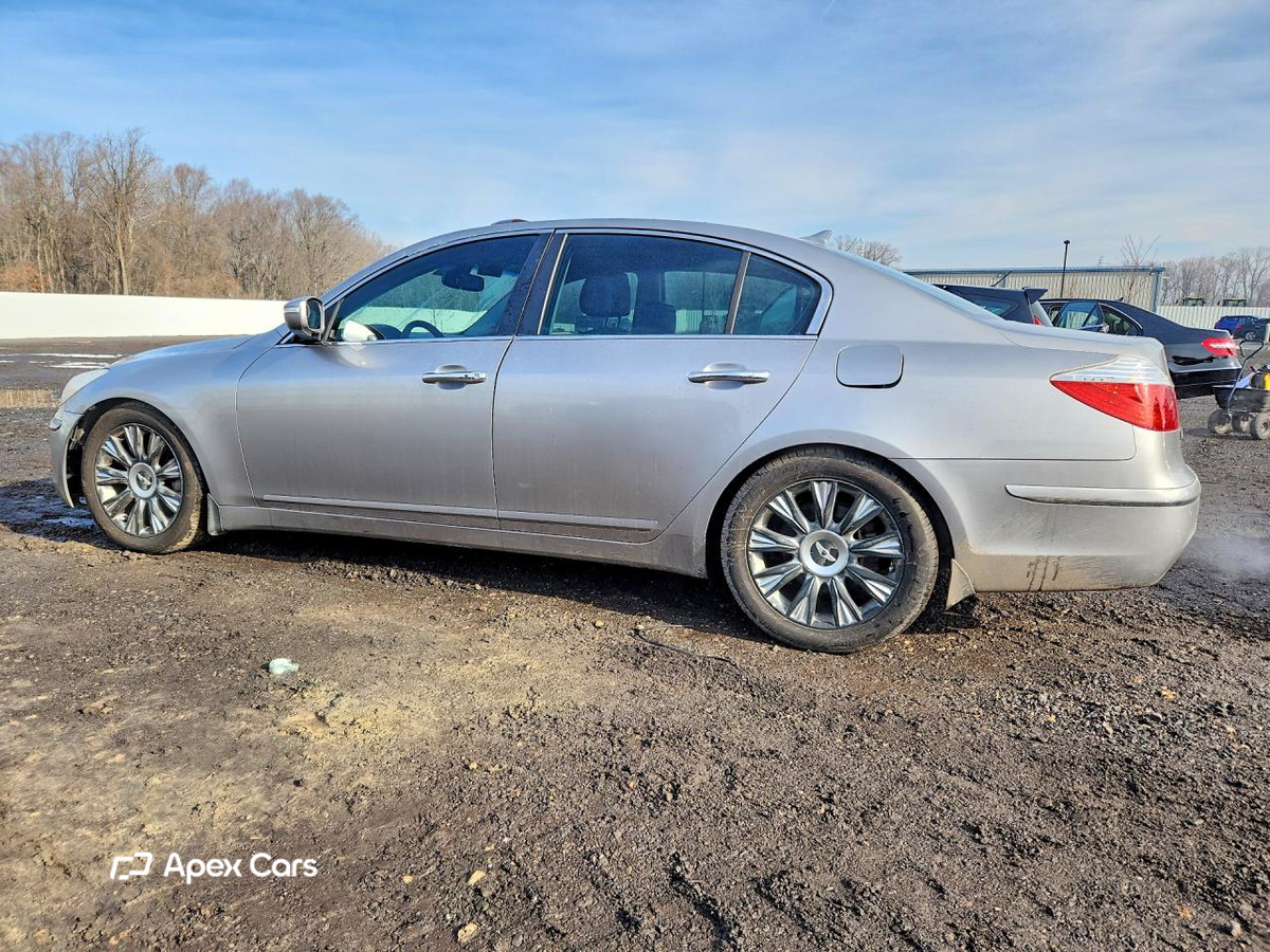 Hyundai Genesis 2009