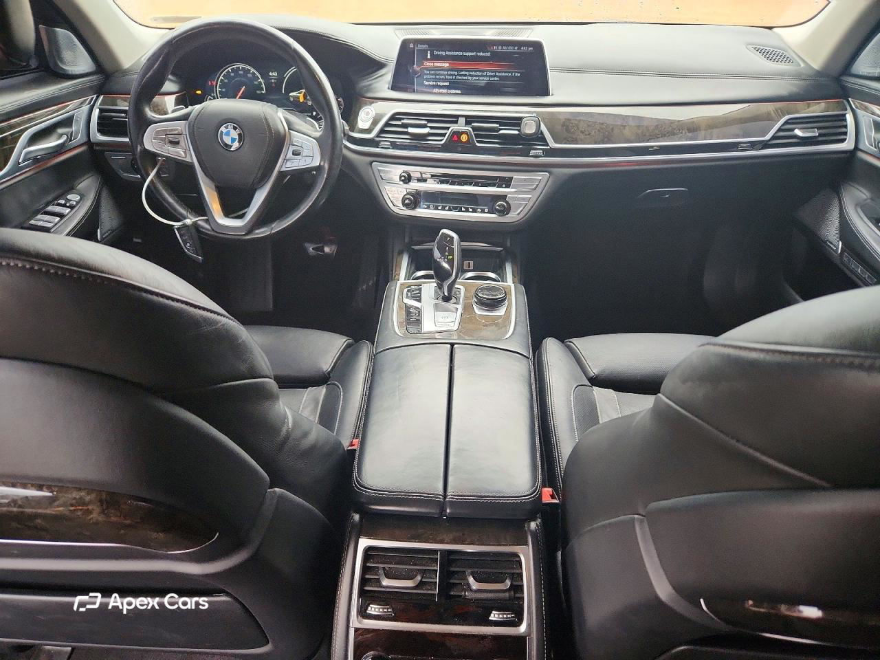 BMW Series 7 2016