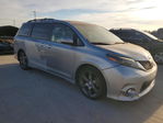 Toyota Sienna 2015