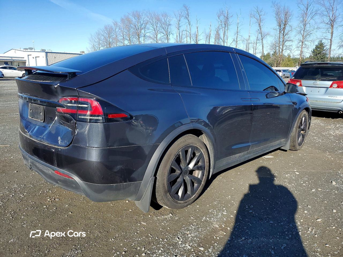 Tesla Model X 2023