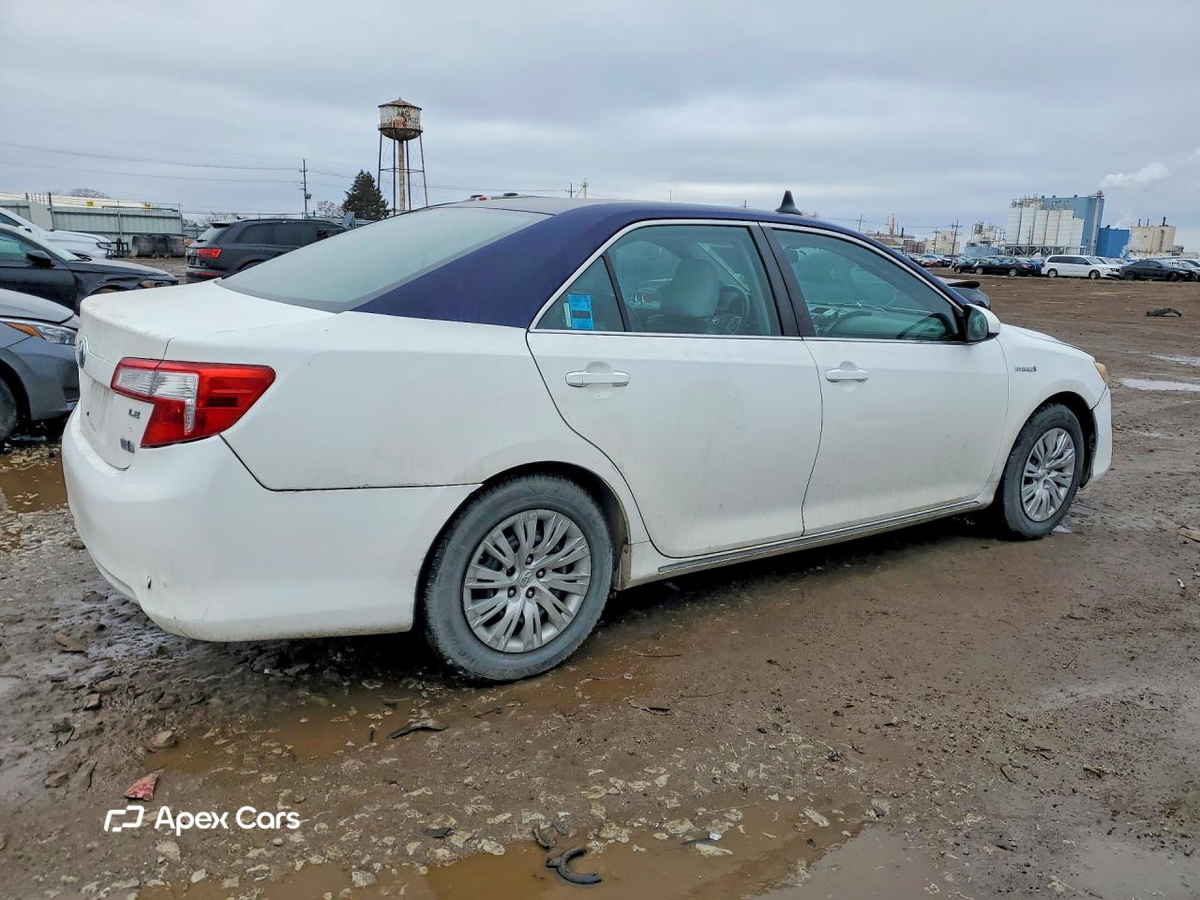 Toyota Camry 2013