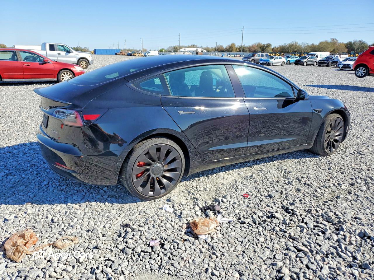 Tesla Model 3 2022