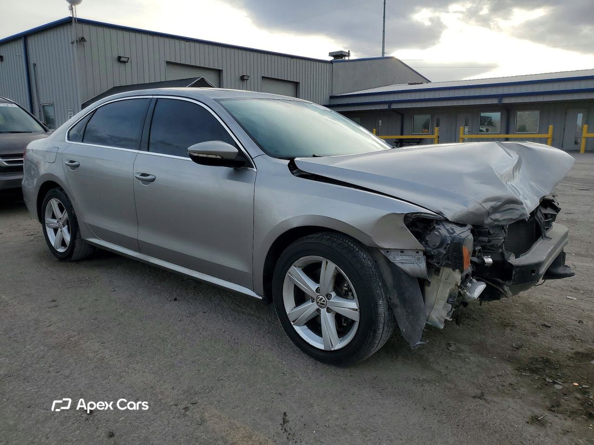 Volkswagen Passat 2012