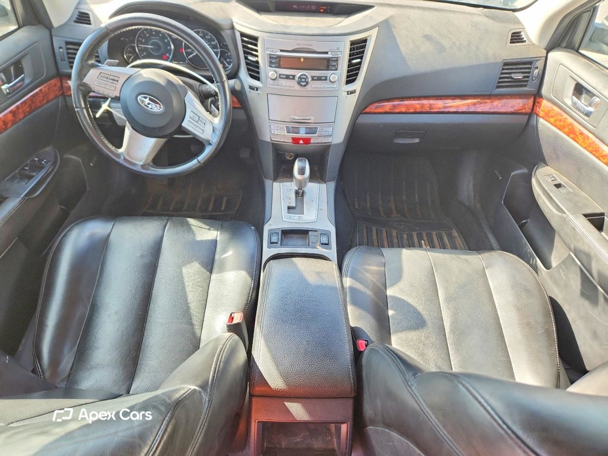 Subaru Legacy 2011