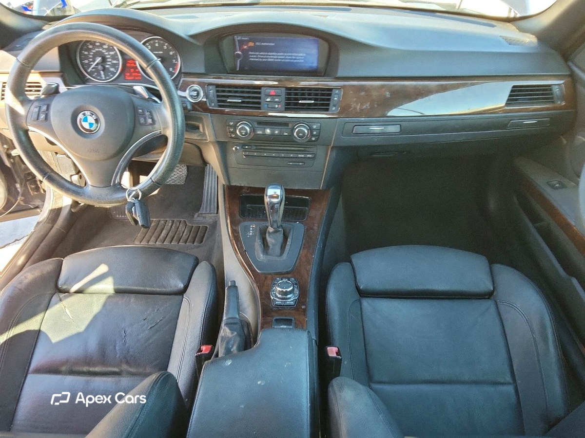BMW Series 3 2010