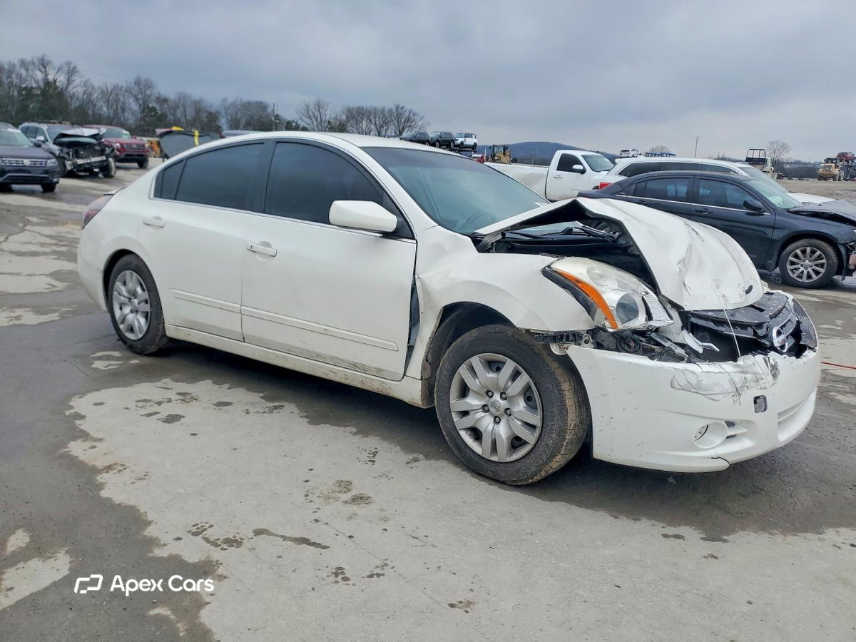 Nissan Altima 2011