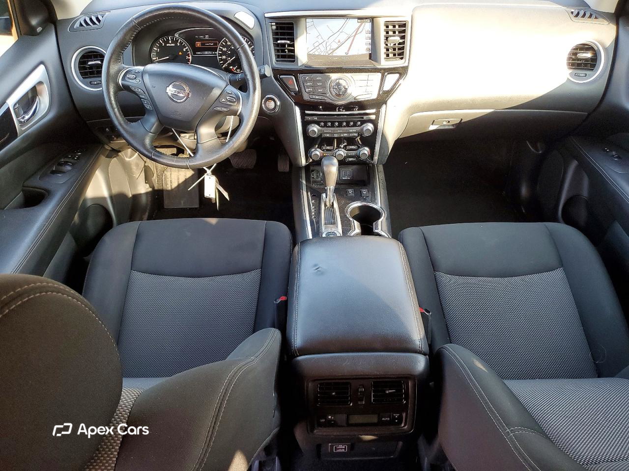 Nissan Pathfinder 2018