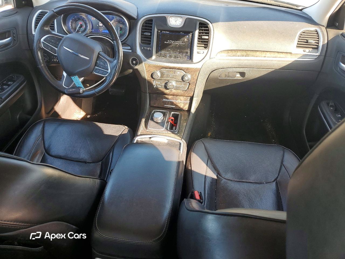 Chrysler 300 2019