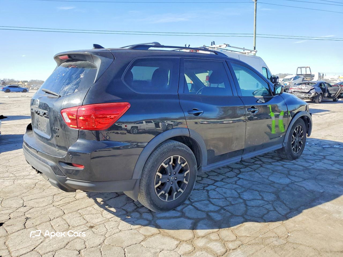 Nissan Pathfinder 2019