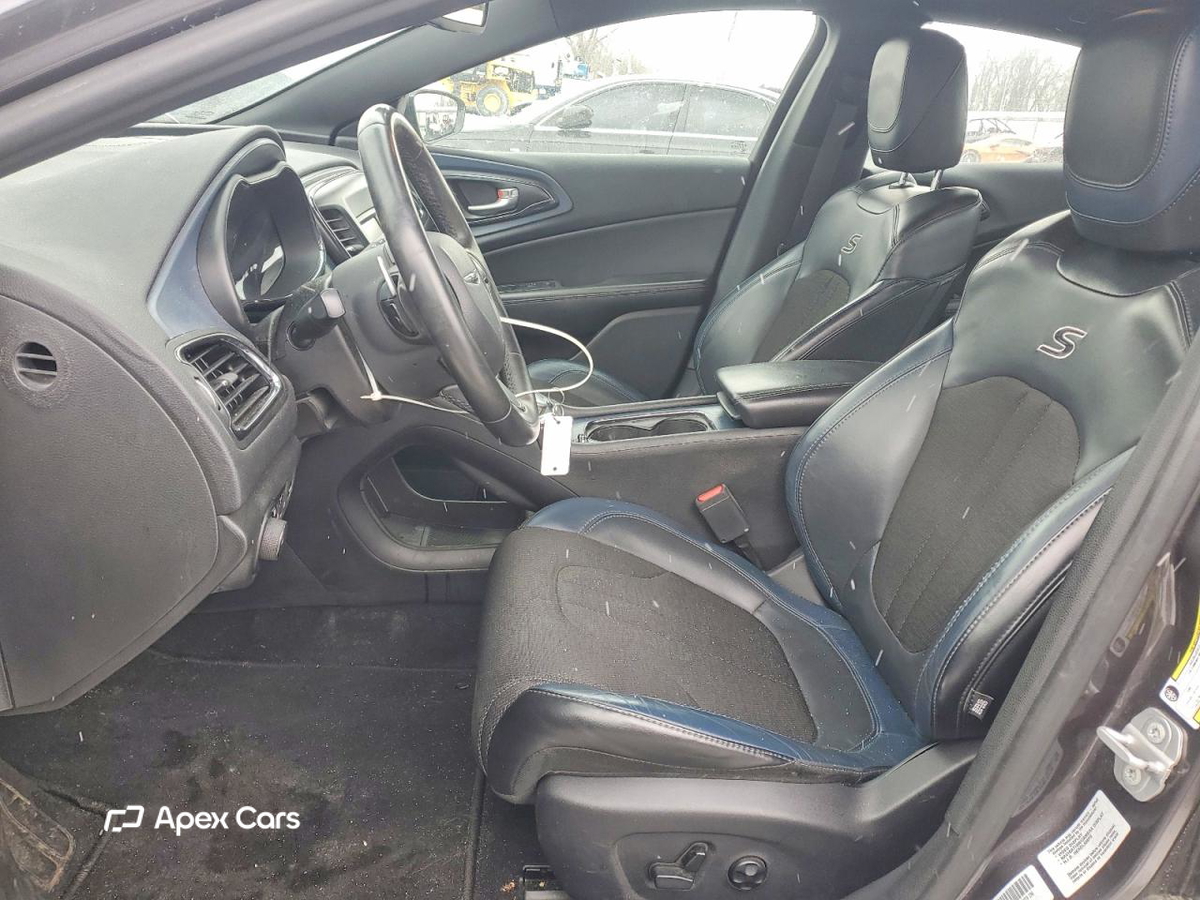 Chrysler 200 2016
