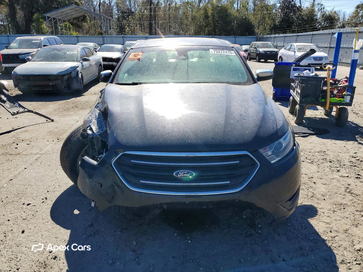 Ford Taurus 2017