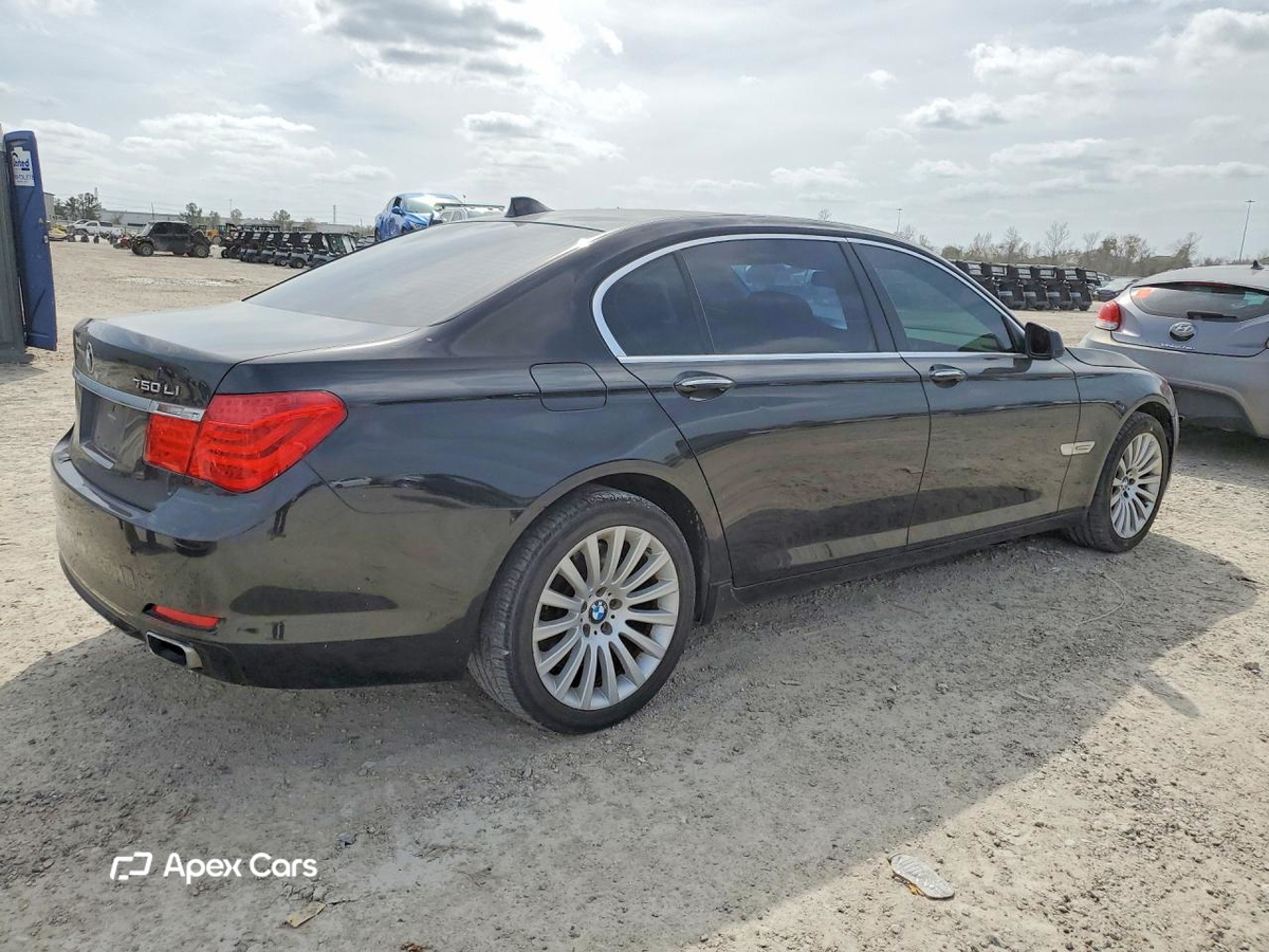BMW Series 7 2010
