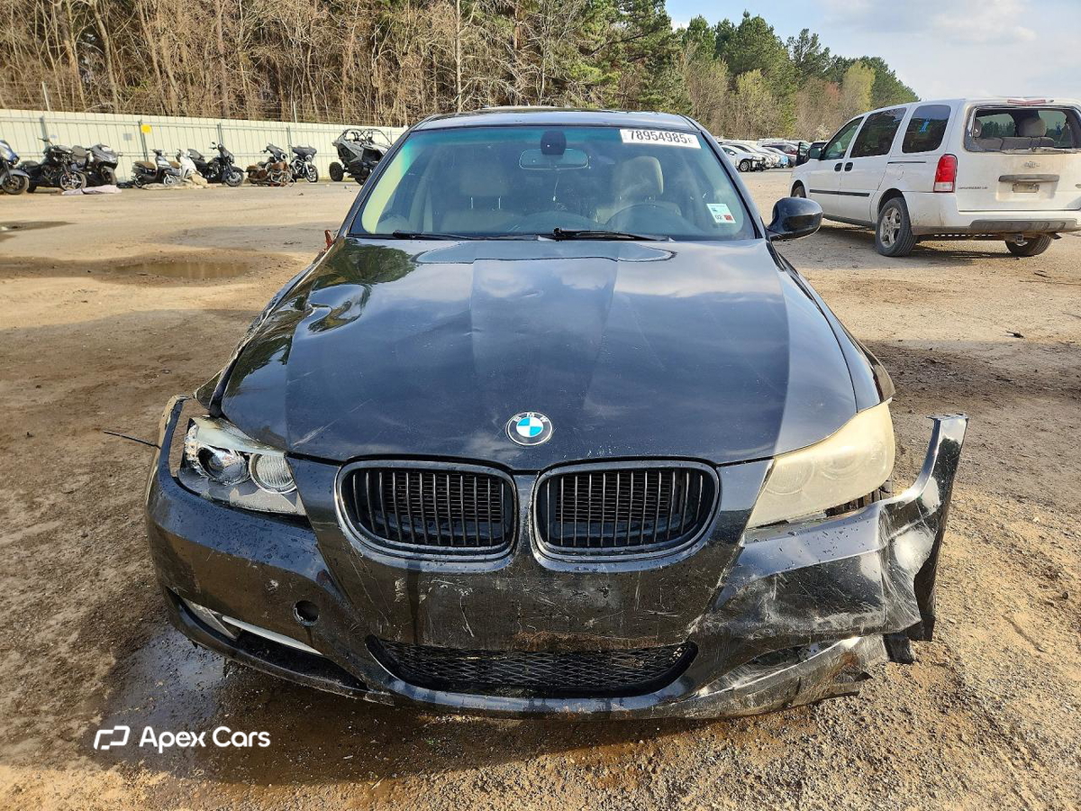 BMW Series 3 2011
