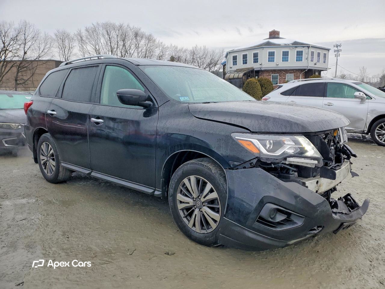 Nissan Pathfinder 2020