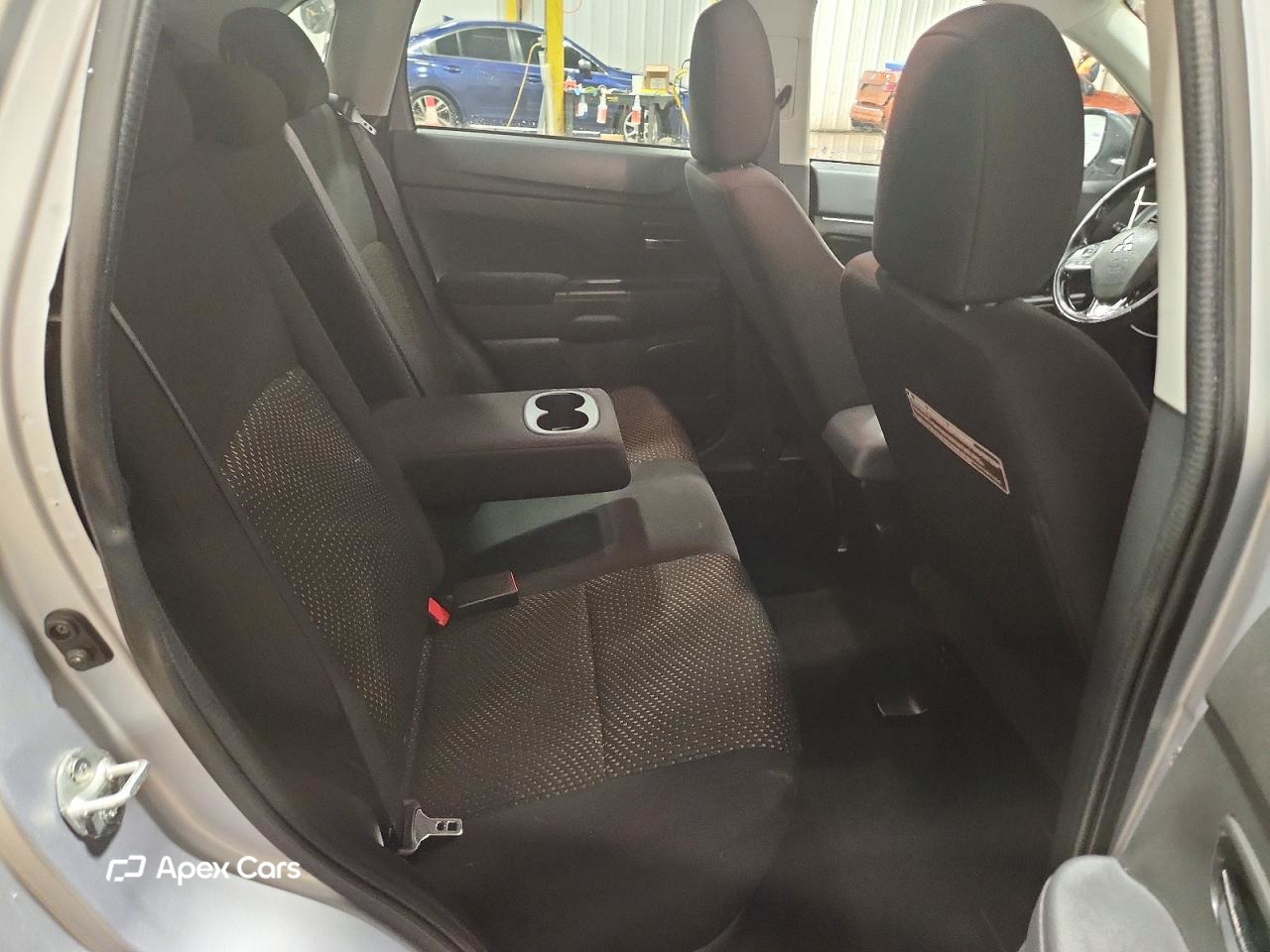 Mitsubishi Outlander 2016