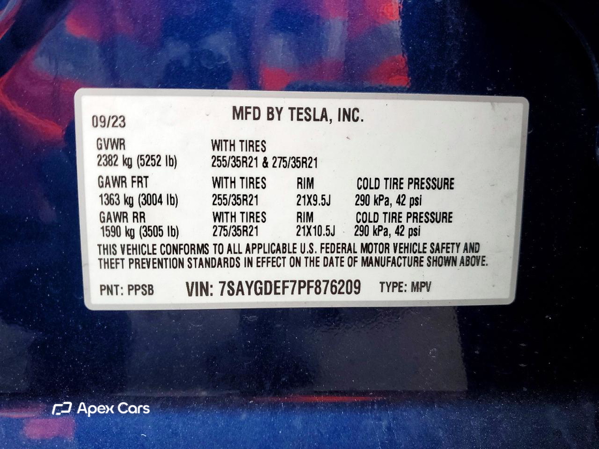 Tesla Model Y 2023