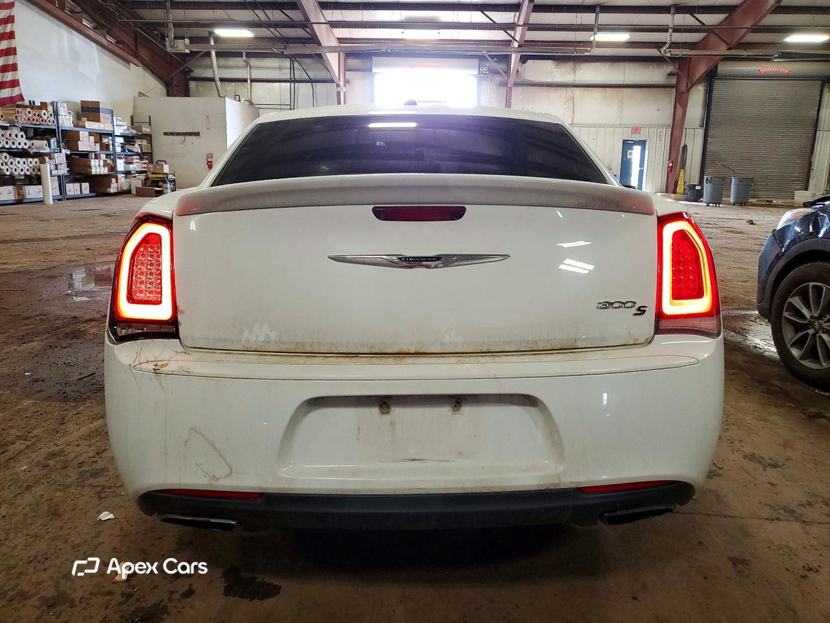 Chrysler 300 2017