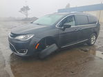Chrysler Pacifica 2017