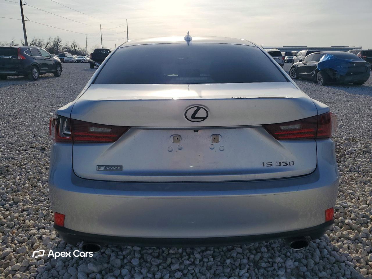 Lexus IS 2016