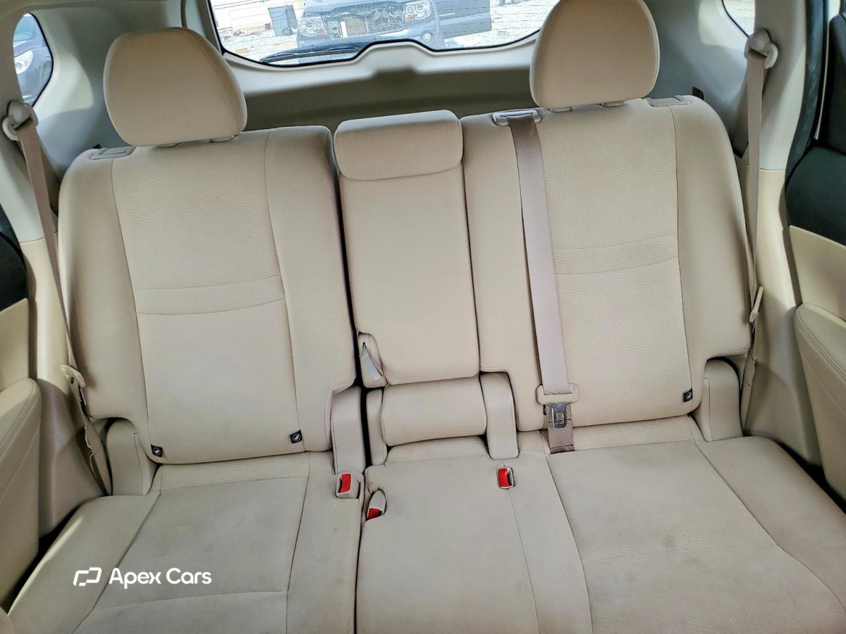 Nissan Rogue 2015