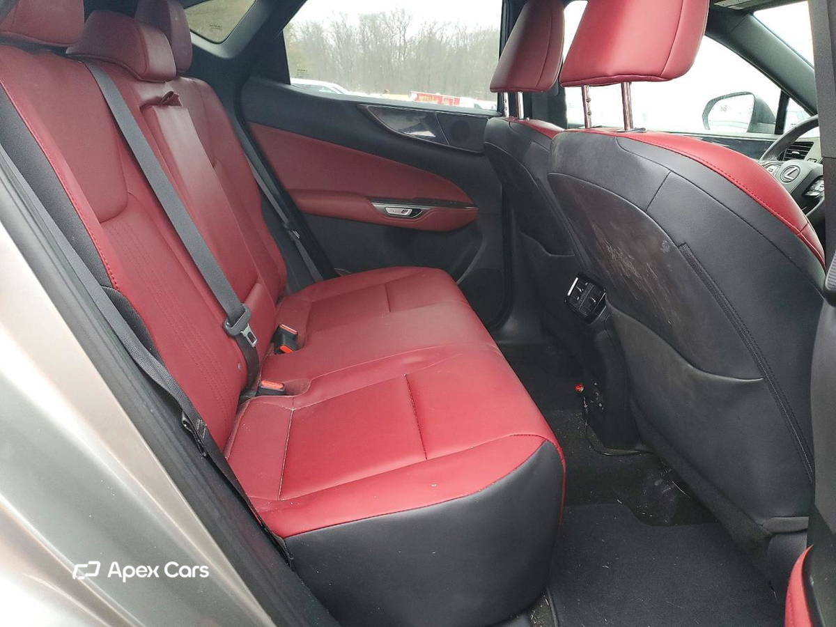 Lexus NX 2022