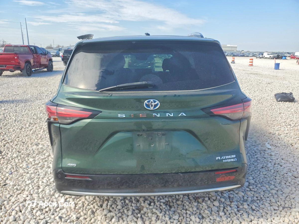 Toyota Sienna 2021