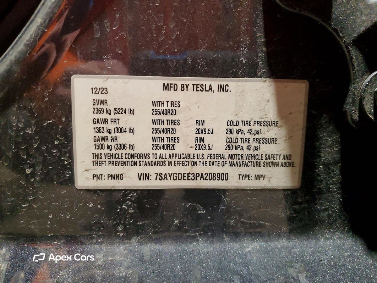 Tesla Model Y 2023