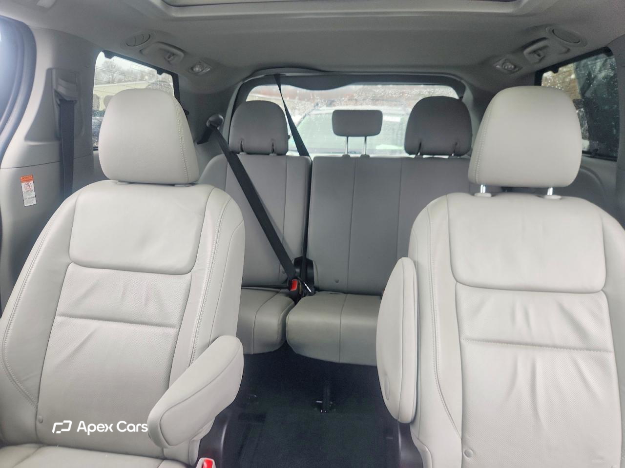 Toyota Sienna 2015
