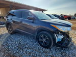 Toyota Highlander 2016