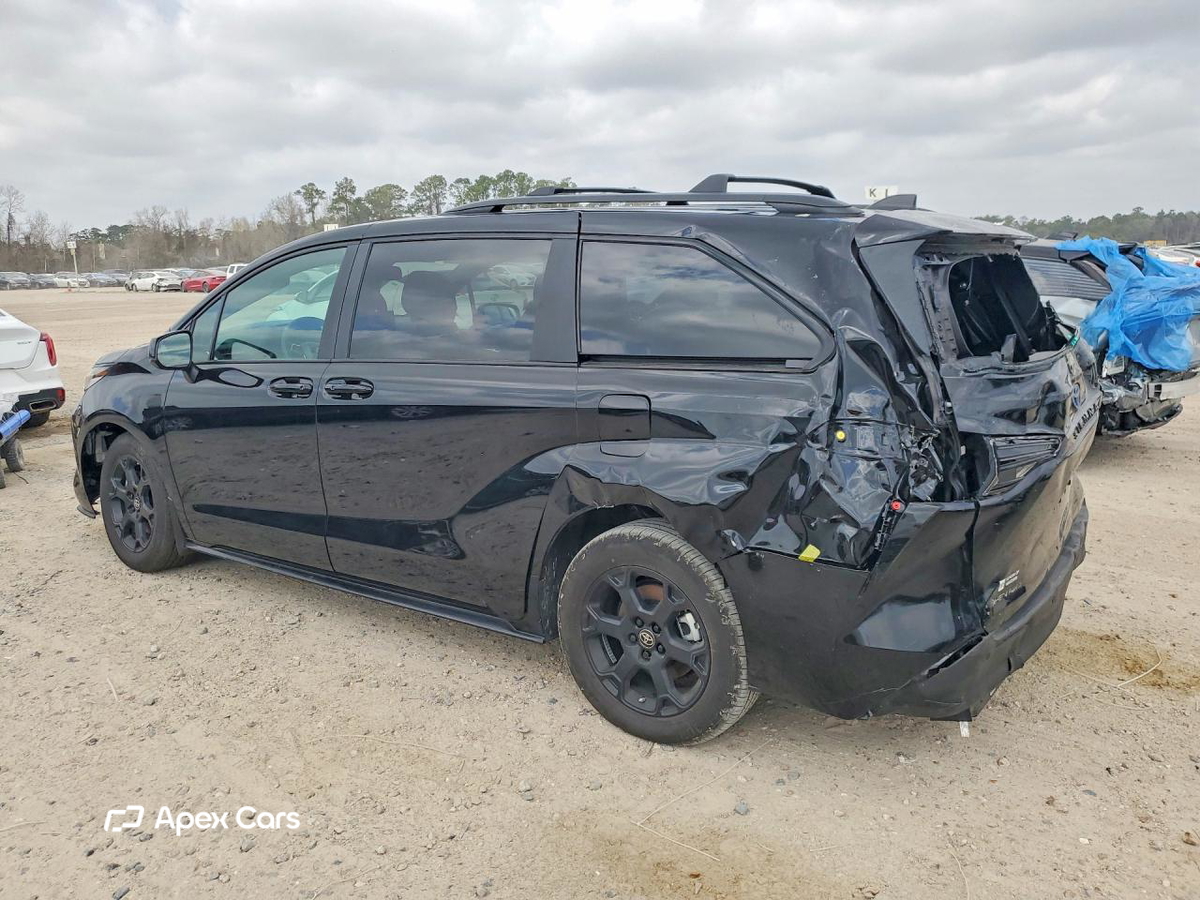 Toyota Sienna 2025
